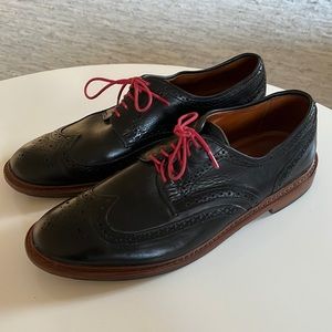 Allen Edmonds (Alumnus) Dress shoes